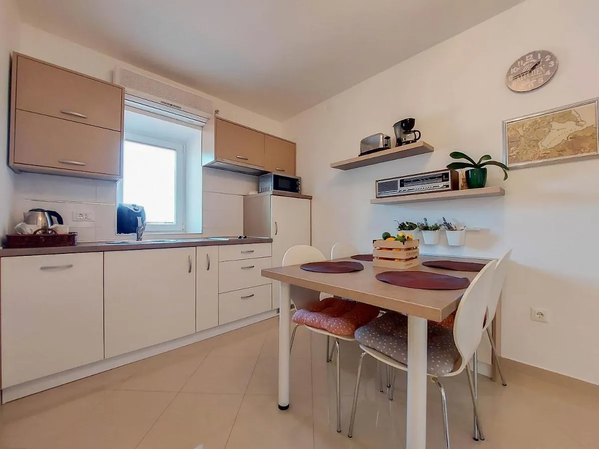 Apartment Marino Cizici