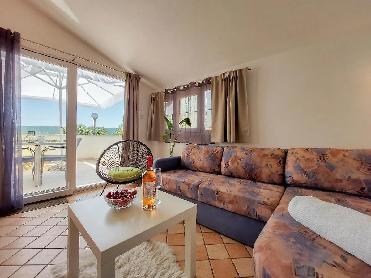 Apartment Marino Cizici